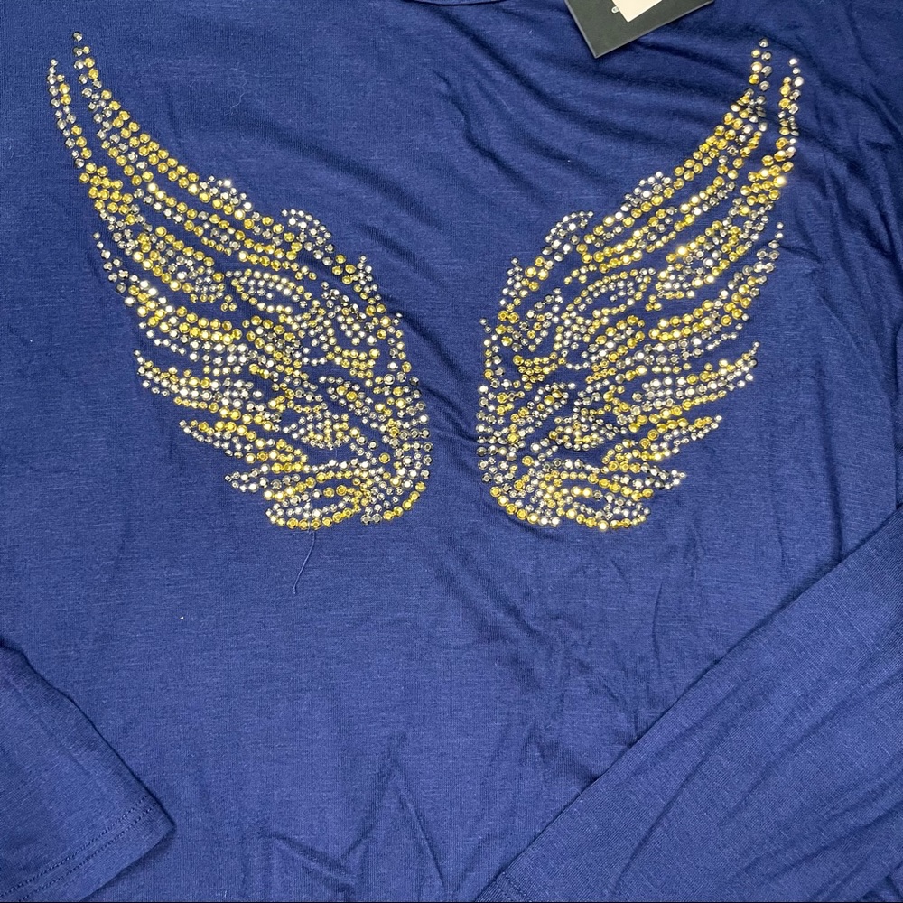 BRAND NEW TOP - Picture 3 of 4